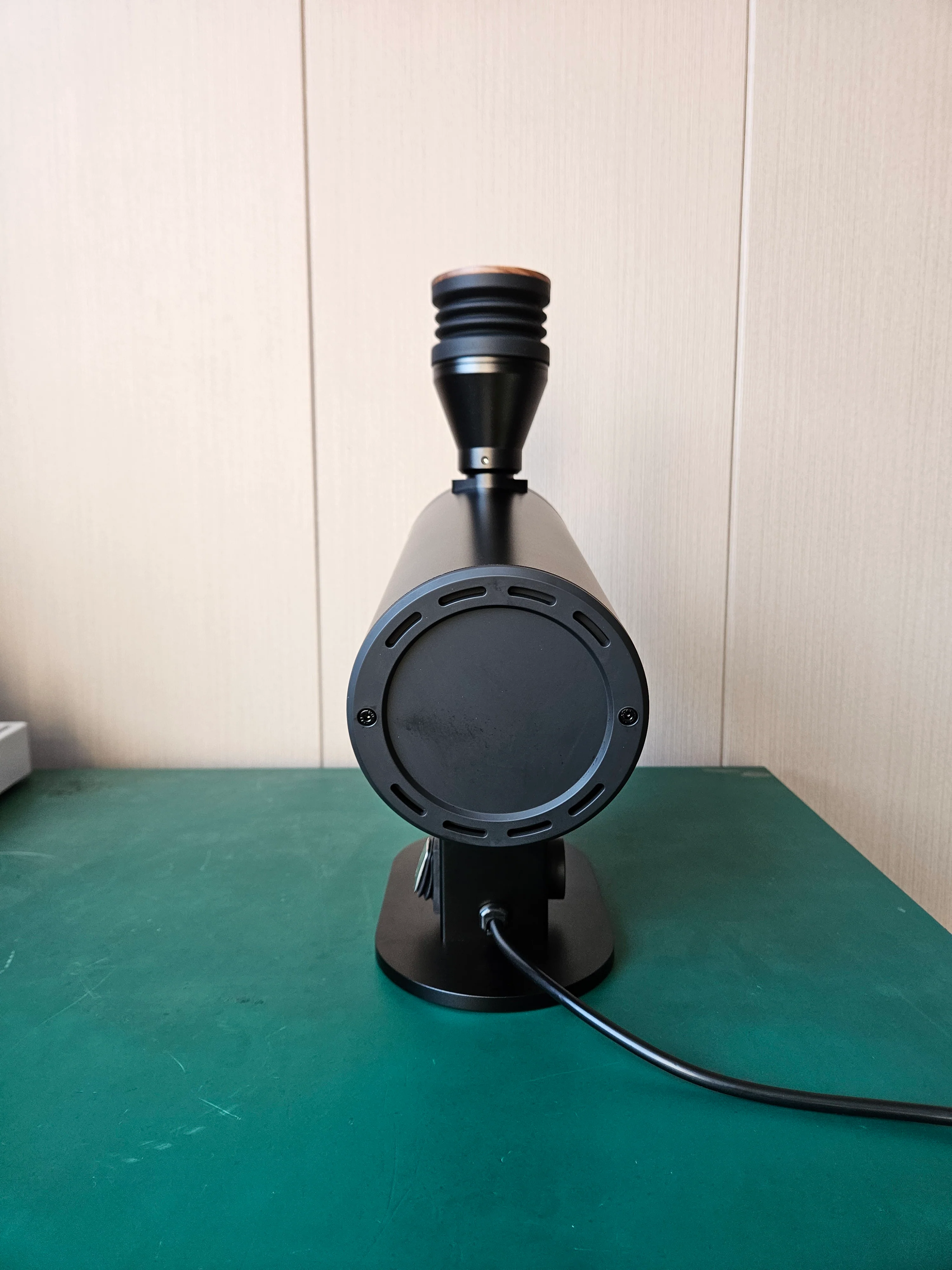 DF83V Variable Speed Coffee Grinder - Image 9